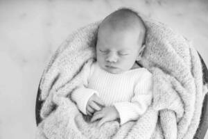Naissance - séance naissane en studio 